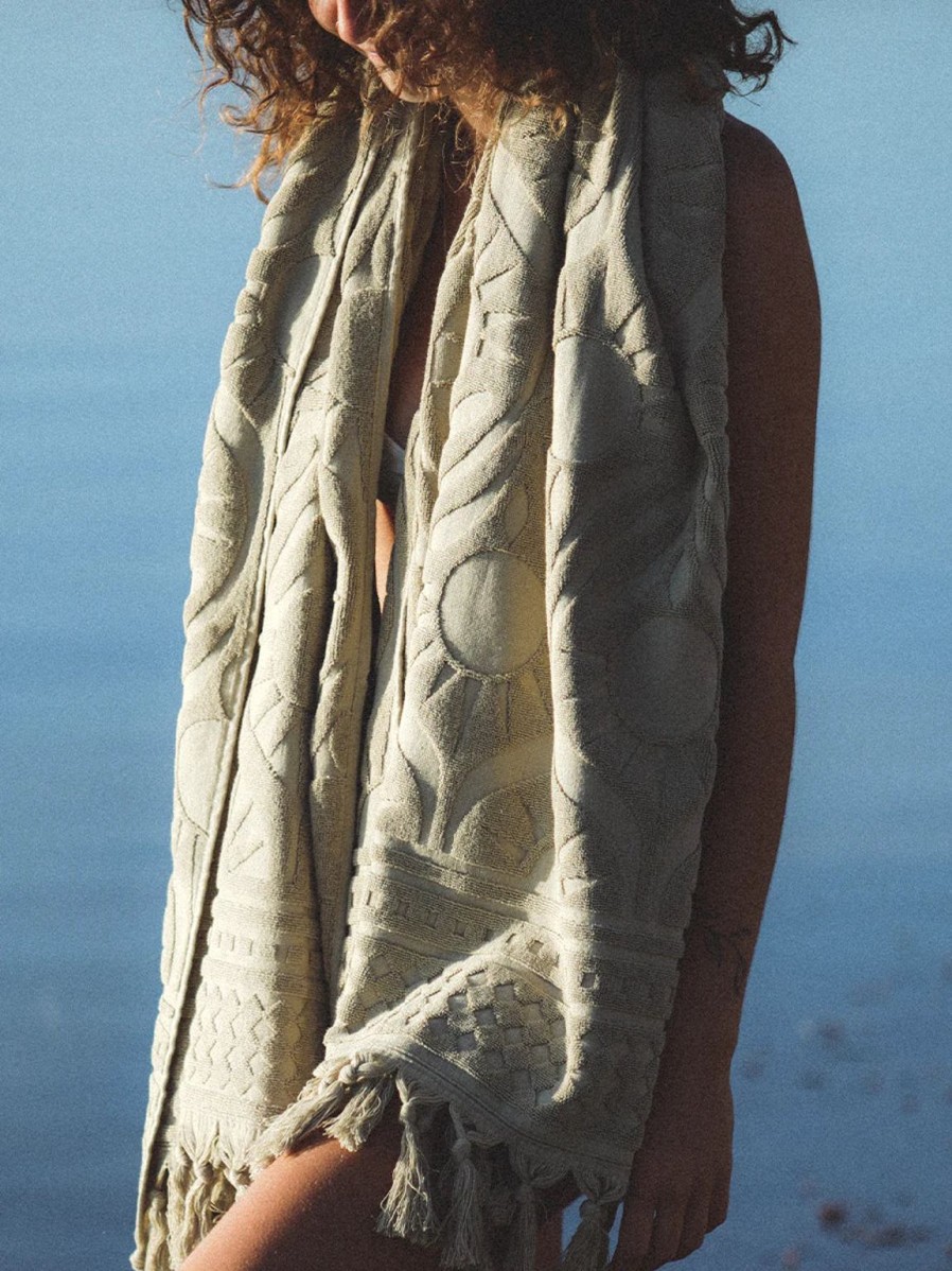 New Soleil Soleil Sundown Towel - Sage