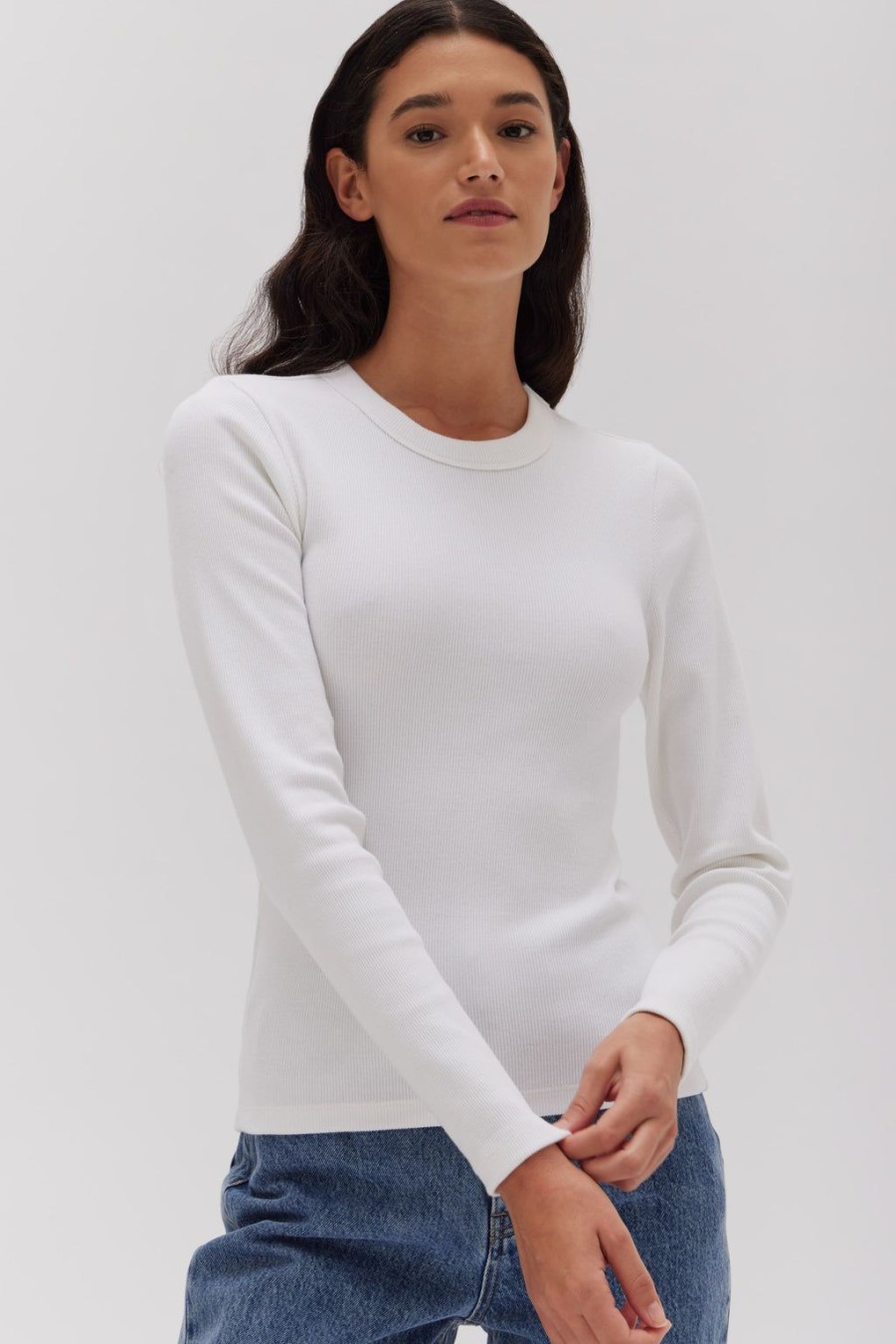 Best Assembly Label Miana Organic Long Sleeve Tee - White