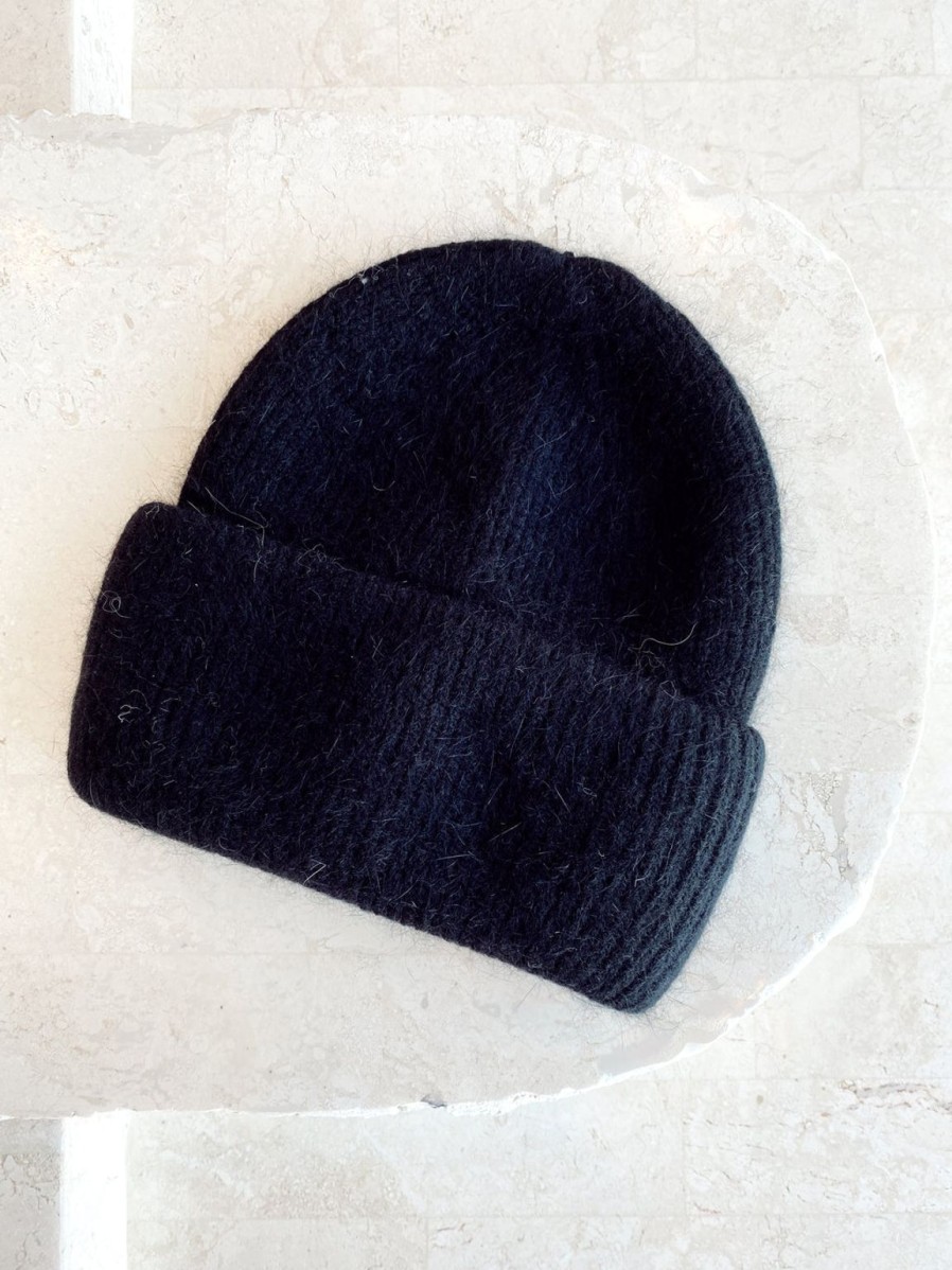 Hot Golden Tribe Essential Mohair Beanie - Black