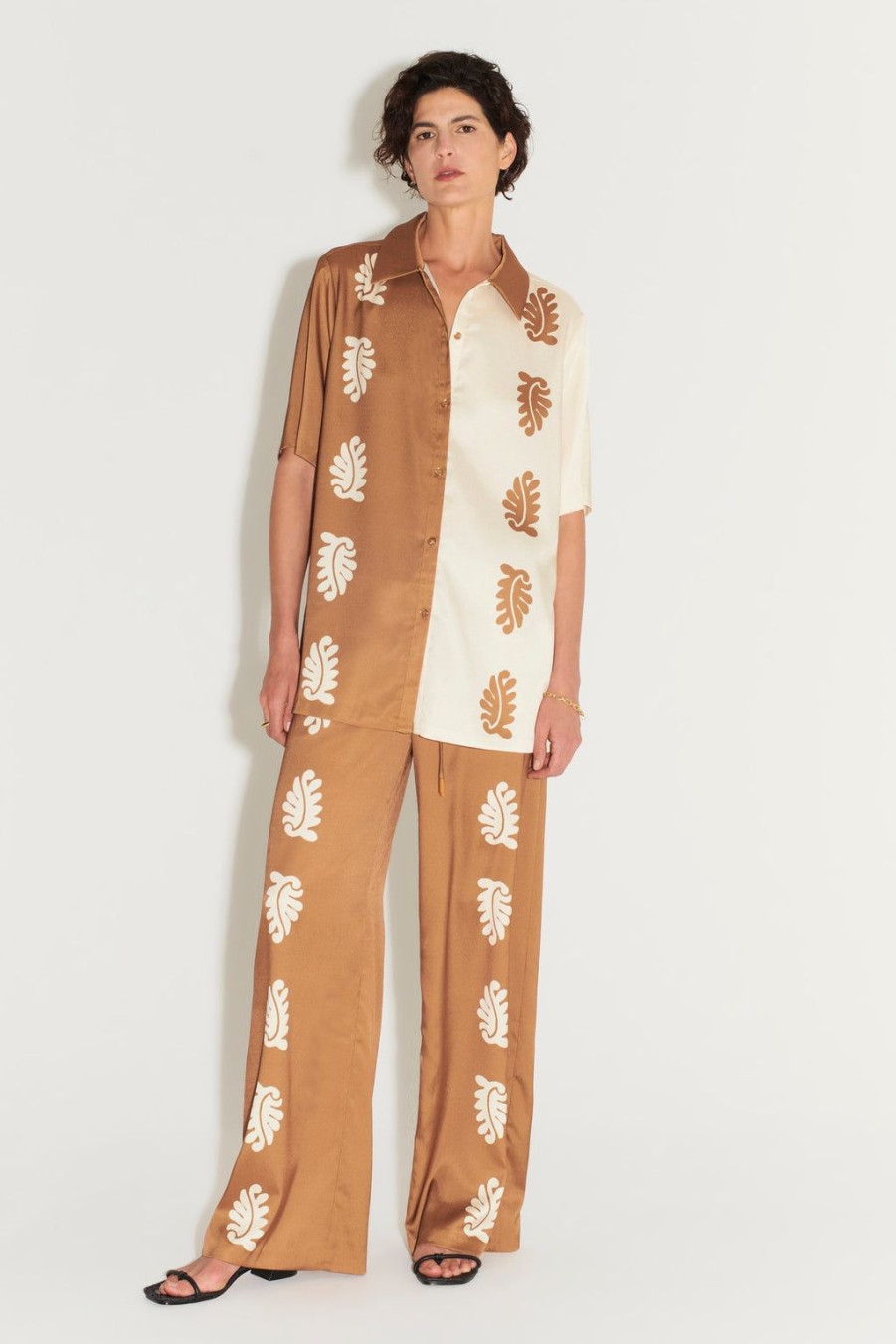 Online Hansen and Gretel Bowden Relaxed Pant - Stencil Leaf